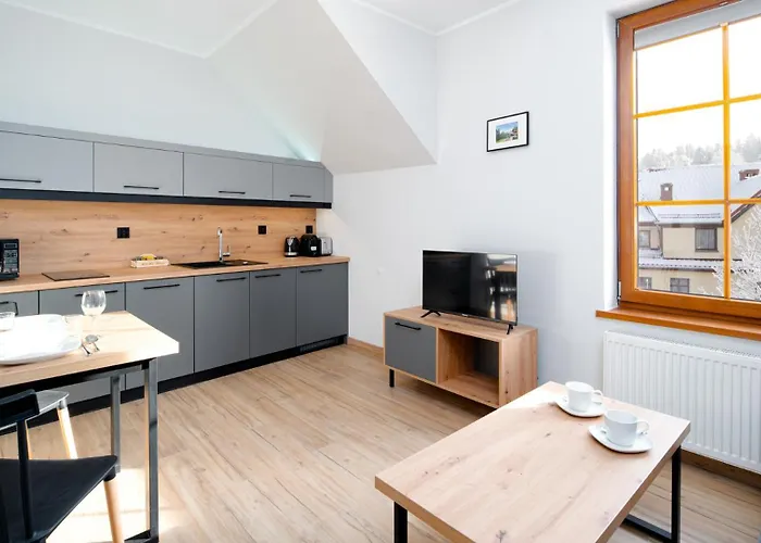 Wonder - Karkonosz Blisko Wyciągów Narciarskich, Szlaków I Restauracji Karpacz